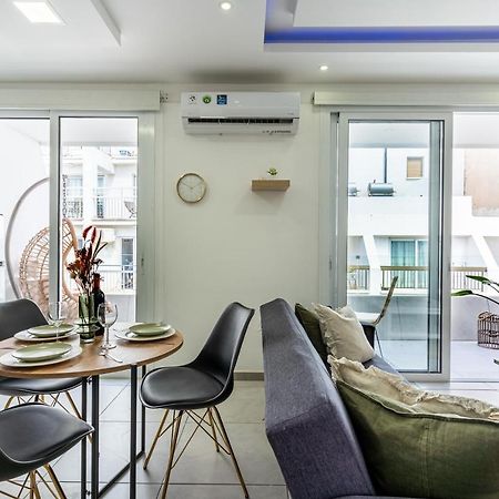 Beach Daze 1-Br Apt By Finikoudes Beach Λάρνακα Εξωτερικό φωτογραφία