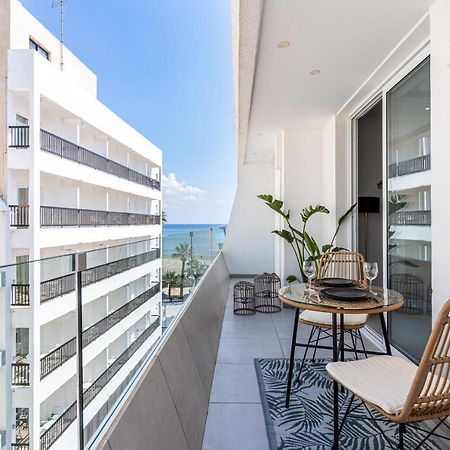 Beach Daze 1-Br Apt By Finikoudes Beach Λάρνακα Εξωτερικό φωτογραφία